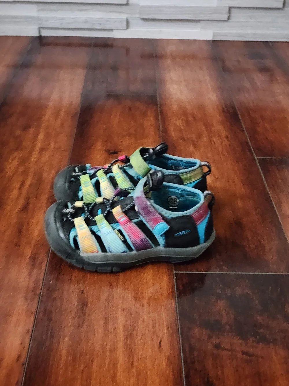 KEEN Newport H2 Rainbow Tie-Dye Hiking Water Sandals Kids Size 11 US